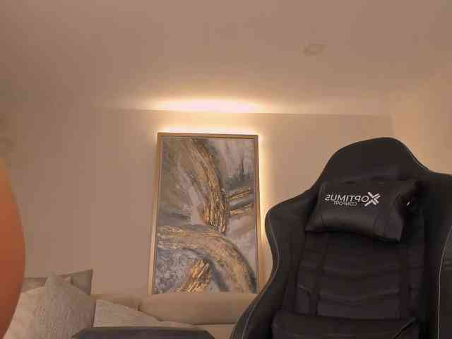 KylaMorrison webcam