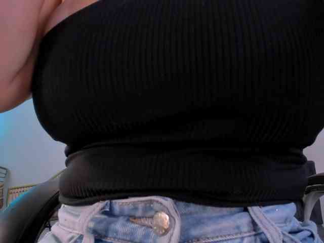 KylaMorrison webcam