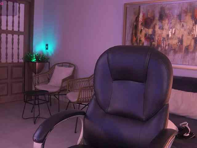 KylaMorrison webcam