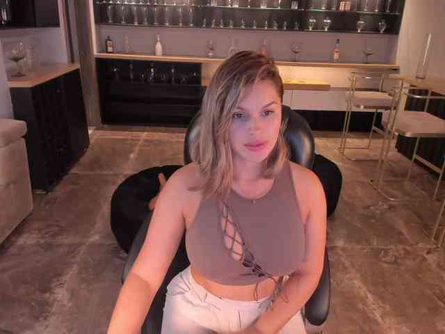 Modelo: KylaMorrison