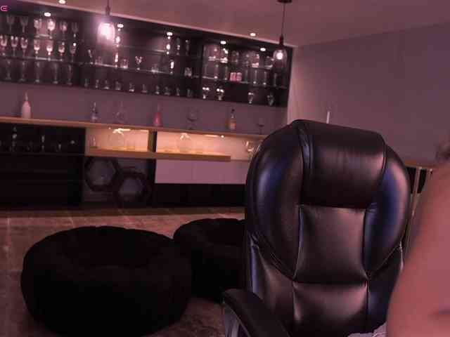 KylaMorrison Live Webcam on BongaCams