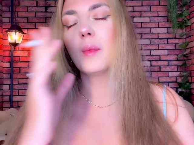 kisskissssss webcam