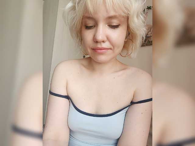 Tikoffka live cam on BongaCams