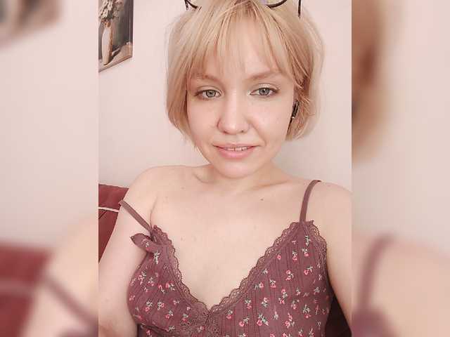 Tikoffka Live Cam on BongaCams