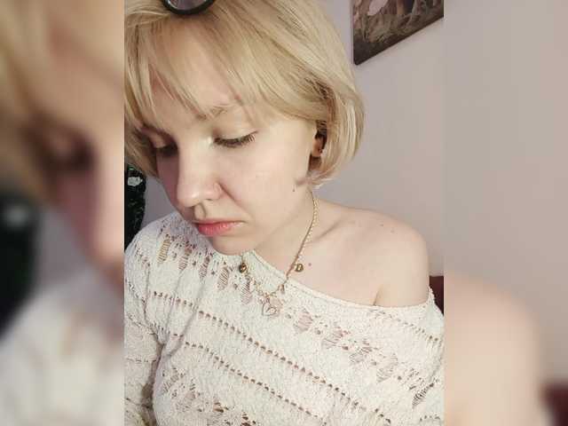 Tikoffka's BongaCams show and profile