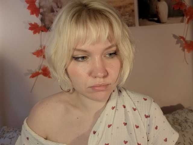 Tikoffka live cam on BongaCams