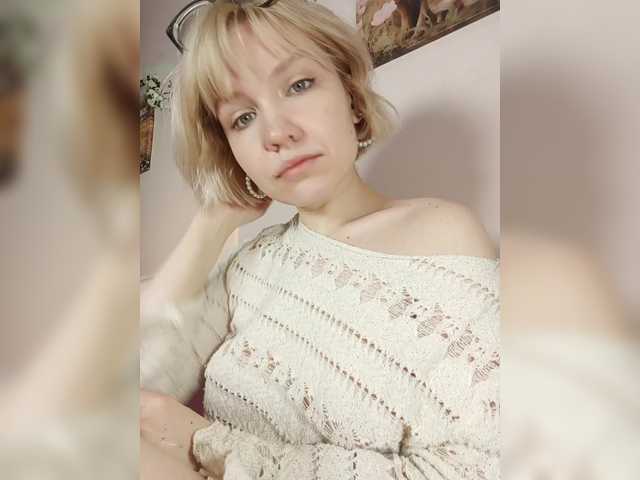 Tikoffka's BongaCams show and profile