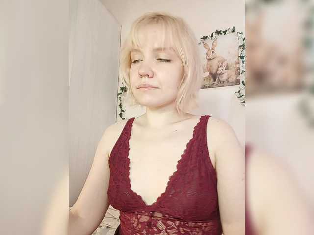 Tikoffka live cam on BongaCams