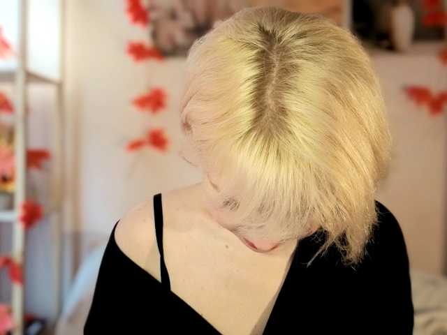 Tikoffka live cam on BongaCams