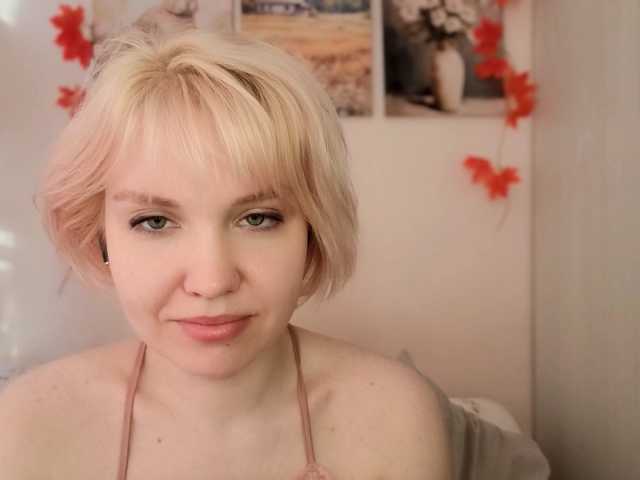 Tikoffka live cam on BongaCams