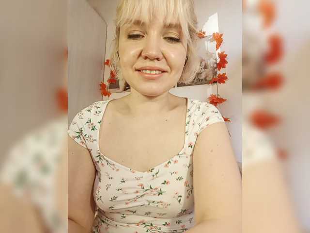 Tikoffka live cam on BongaCams