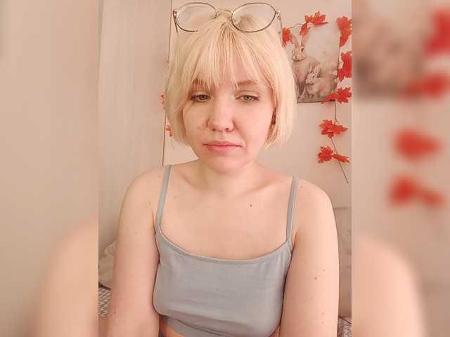 Tikoffka live cam on BongaCams