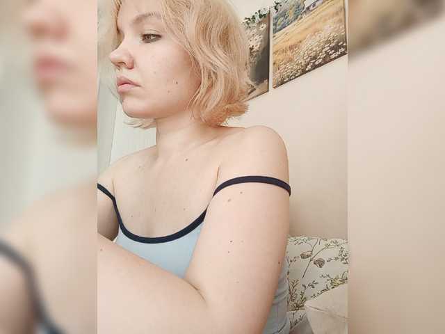 Tikoffka live cam on BongaCams