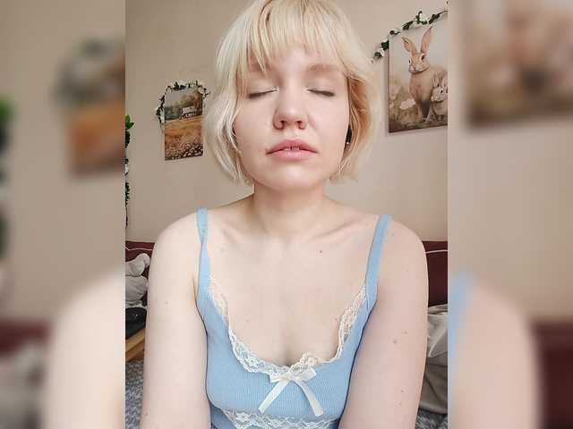 Tikoffka live cam on BongaCams