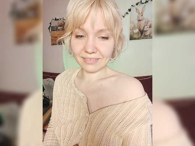 Tikoffka live cam on BongaCams