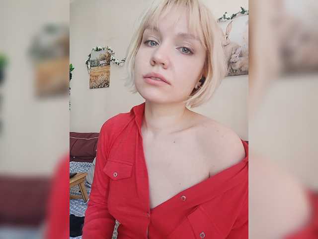 Tikoffka live cam on BongaCams
