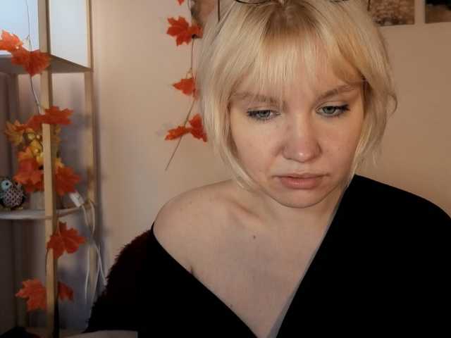 Tikoffka live cam on BongaCams