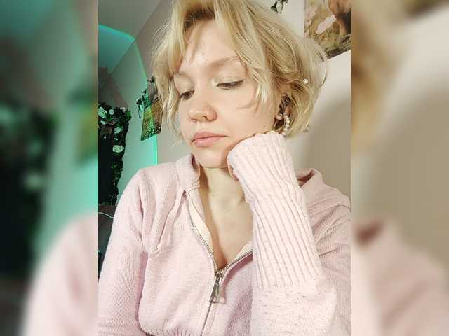 Tikoffka's BongaCams show and profile