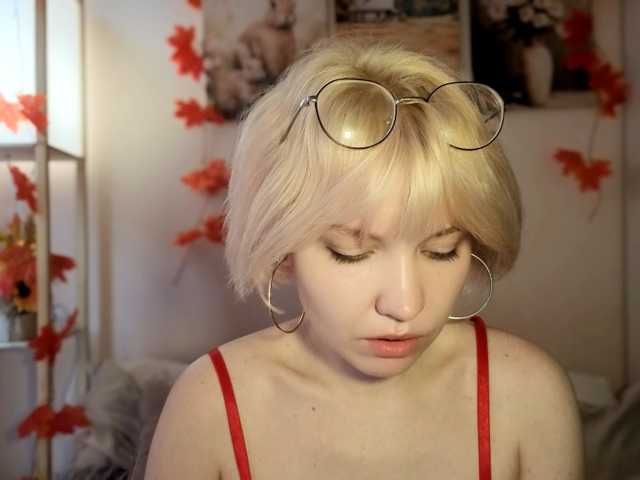 Tikoffka live cam on BongaCams