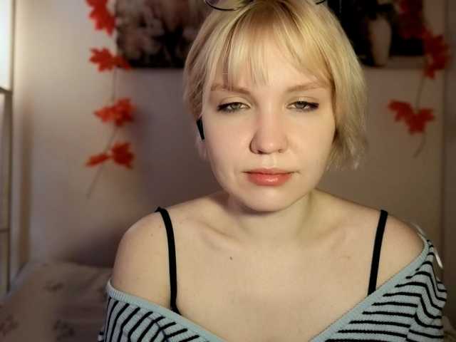 Tikoffka live cam on BongaCams