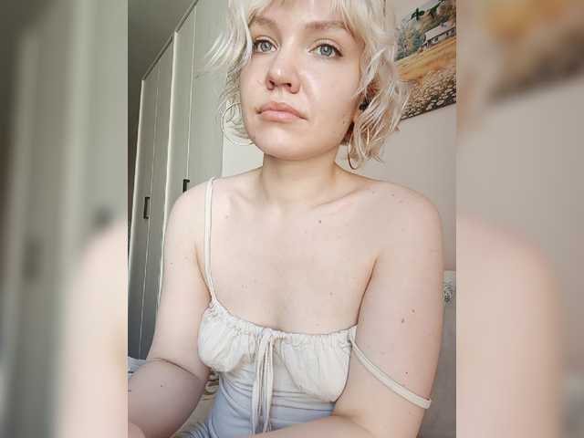 Tikoffka live cam on BongaCams
