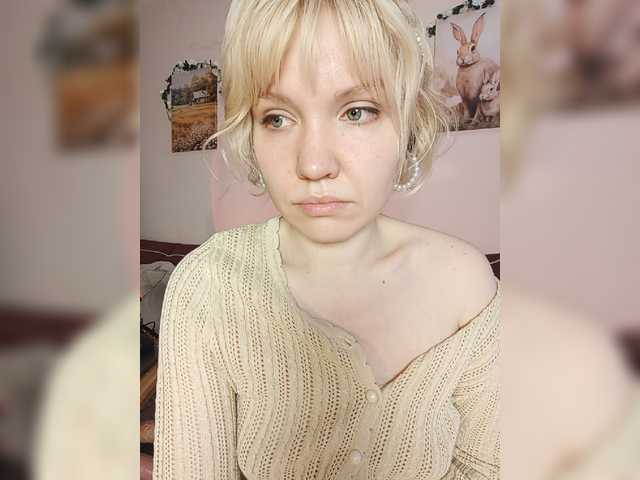Tikoffka live cam on BongaCams