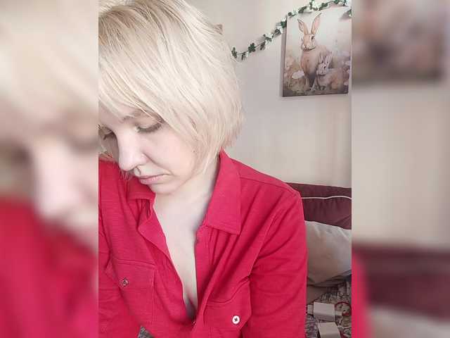 Tikoffka live cam on BongaCams