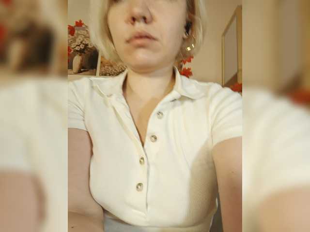 Tikoffka live cam on BongaCams