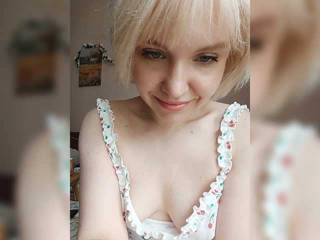Live трансляция LadyAnny - Runet.cam