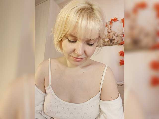 Tikoffka live cam on BongaCams