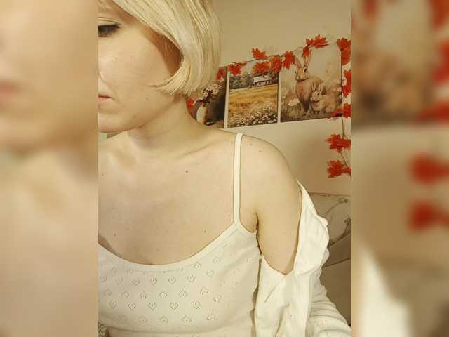 Tikoffka live cam on BongaCams