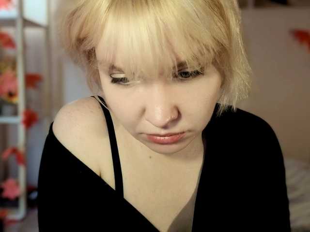 Tikoffka live cam on BongaCams