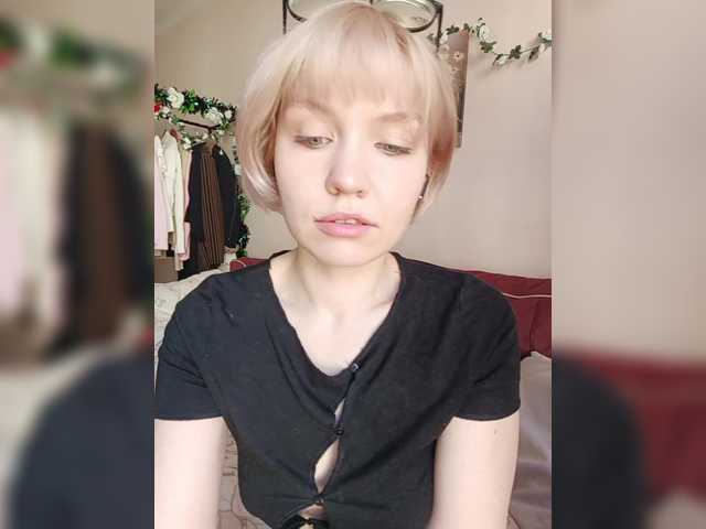 Tikoffka's BongaCams show and profile