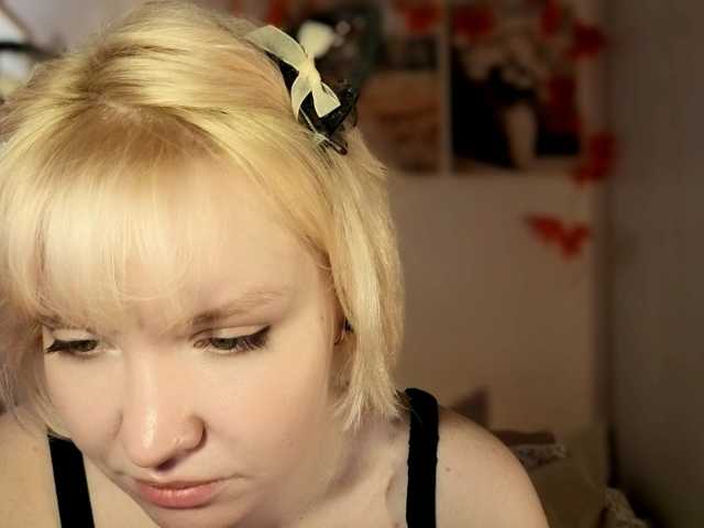 Tikoffka live cam on BongaCams