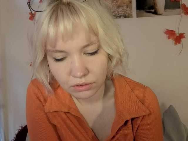 Tikoffka live cam on BongaCams