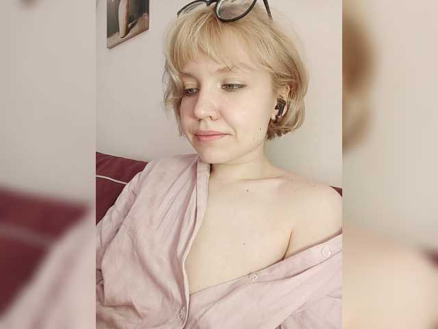 Tikoffka's BongaCams show and profile