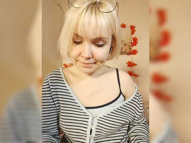 Tikoffka live cam on BongaCams