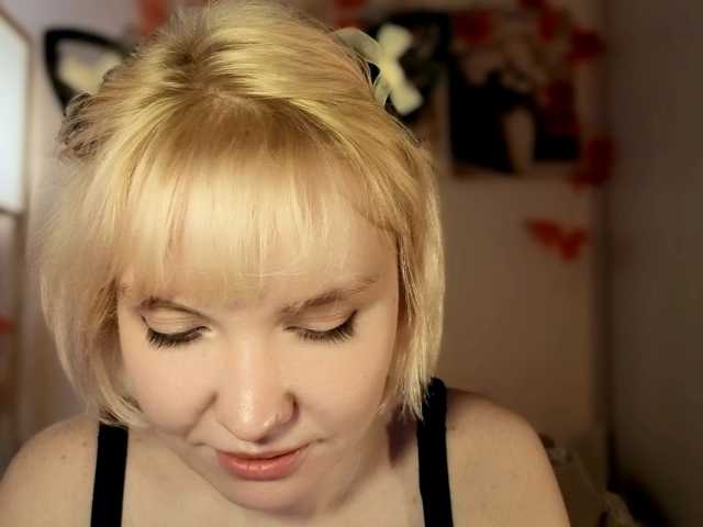 Tikoffka live cam on BongaCams