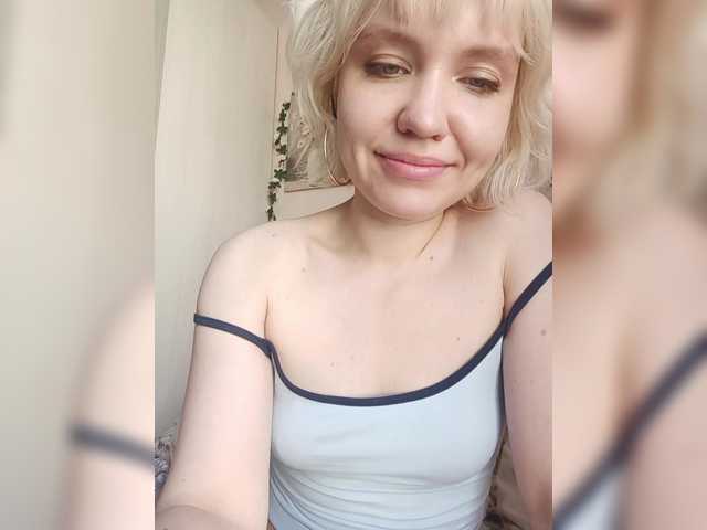 Tikoffka live cam on BongaCams