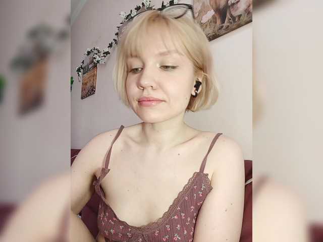 Tikoffka's BongaCams show and profile