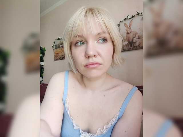 Tikoffka live cam on BongaCams