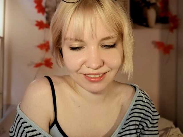 Tikoffka live cam on BongaCams