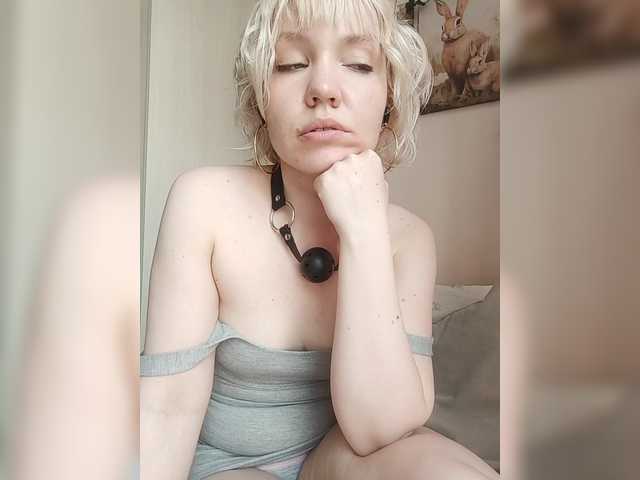 Tikoffka live cam on BongaCams