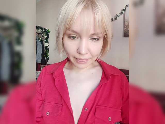 Tikoffka live cam on BongaCams