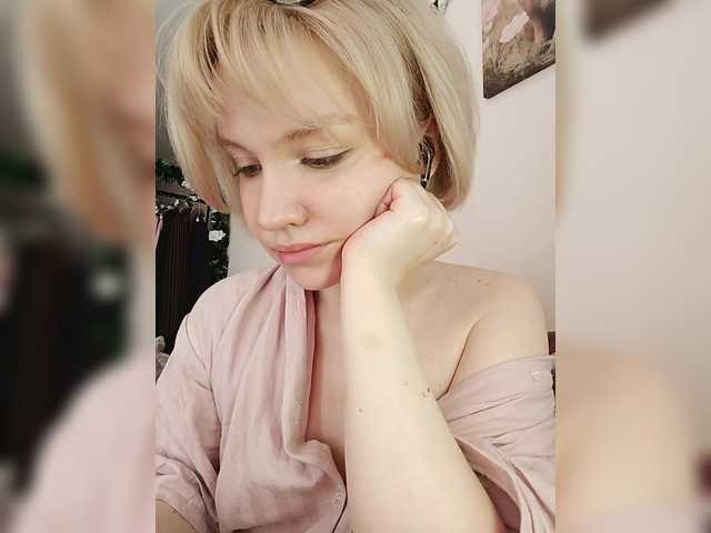 Tikoffka's BongaCams show and profile