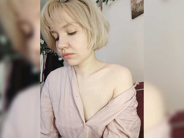 Tikoffka's BongaCams show and profile