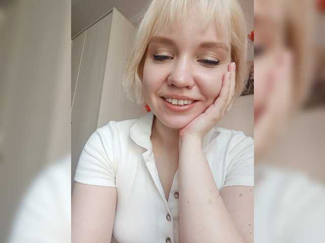 Tikoffka live cam on BongaCams