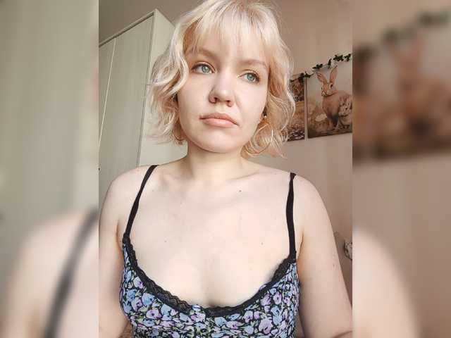 LadyAnny live webcam show