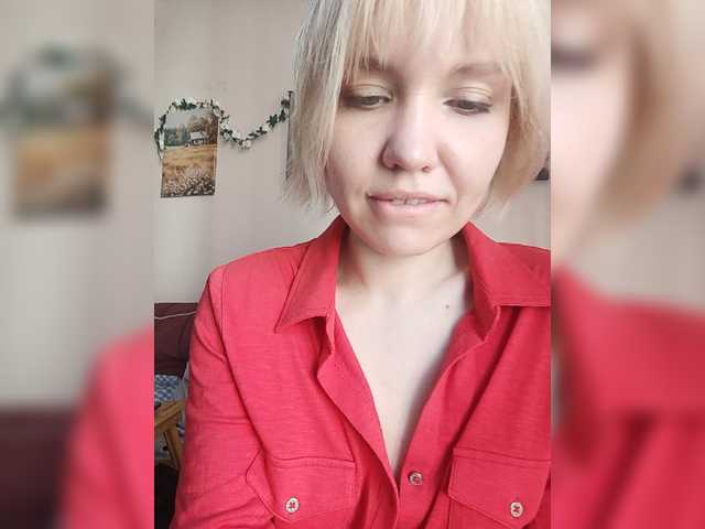 Tikoffka live cam on BongaCams