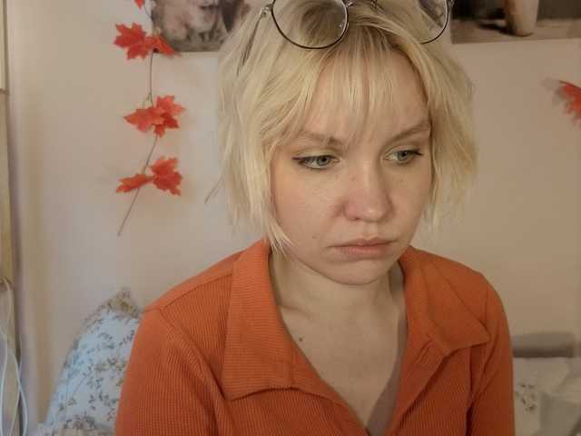 Tikoffka live cam on BongaCams